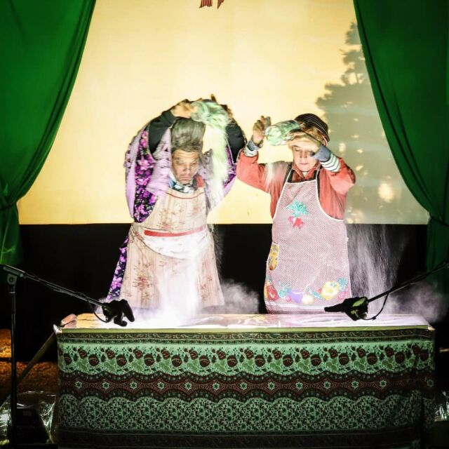 SPECTACLE DE NOËL : LES GÂTEAUX MAGIQUES 

Jeux d’ombres, marionnettes, acrobaties de feu et théâtre de musique : « Les Gâteaux Magiques » fusionne poésie, humour et esprit de Noël dans un spectacle étonnant. 

Venez vivre en famille une soirée unique au cœur de la nature

📌 Dates : 21 & 22 décembre 2025 – 17h15. 
💸9€ 

👉 Réservation en ligne obligatoire, places limitées.
https://www.parc-de-courzieu.fr/les-gateaux-magiques-spectacle-de-noel-2025/