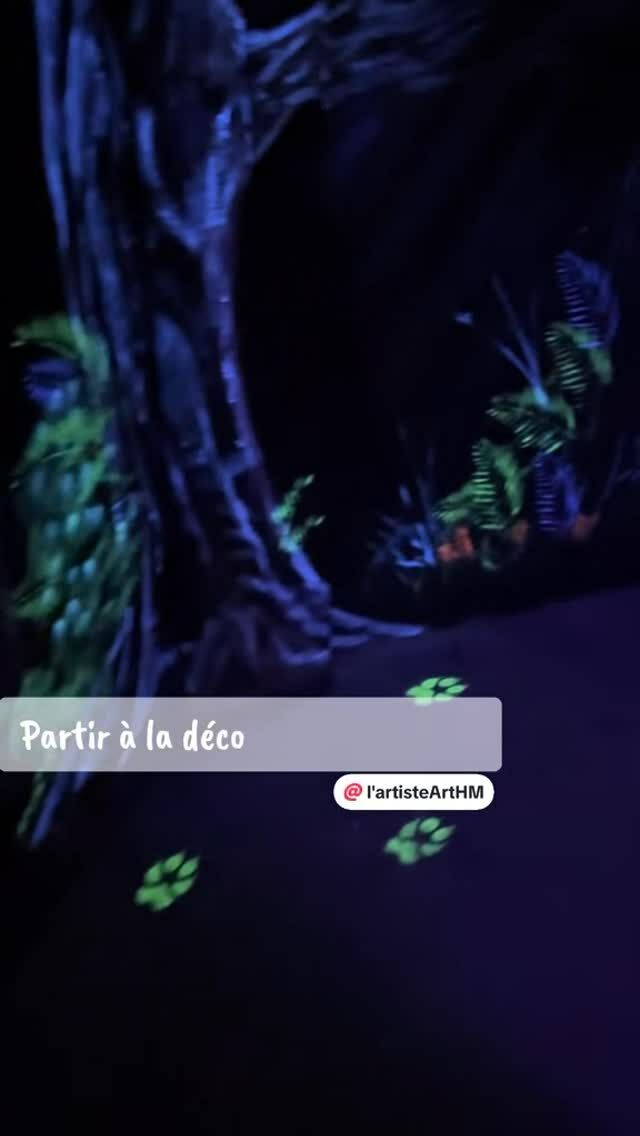 Rénovation de l’emblématique Tête de Loup du parc. Un artiste hors norme @art__hm une immersion dans un univers nocturne incroyable 😻