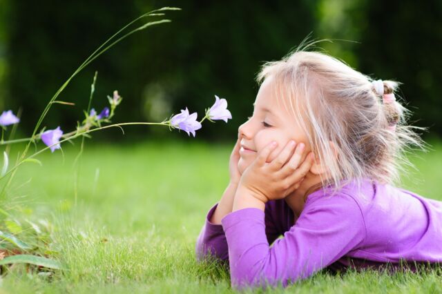ATELIER SENTIR LA NATURE - 16/07/2025
🌿 Parenthèse sensorielle au cœur de la forêt – le 16 juillet au Parc de Courzieu 🌿

Et si vous preniez le temps de ralentir, de respirer… et de ressentir ?
Natalie Peaucelle – Vital ô Réflex, naturopathe et sophrologue – vous invite à une expérience unique :
👃 Une immersion sensorielle à la découverte des odeurs de la forêt.

Fermez les yeux, laissez-vous guider…
🍃 Explorez les senteurs boisées, humides, végétales…
🌳 Connectez-vous à la nature, à vous-même, autrement.

📍 Où ? Au Parc de Courzieu
📅 Quand ? Le mardi 16 juillet, toute la journée
👨‍👩‍👧‍👦 À partir de 3 ans
🎟️ Gratuit, réservé aux visiteurs du parc
📝 Inscriptions sur place, à votre arrivée

Un voyage sensoriel original, pour vivre la nature autrement.
Laissez-vous surprendre par cette parenthèse bien-être en pleine forêt 🌲

#ParcDeCourzieu #VitalOReflex #Sophrologie #Naturopathie #Sylvothérapie #BienÊtre #SortieNature #ExpérienceSensorielle @vitaloreflex